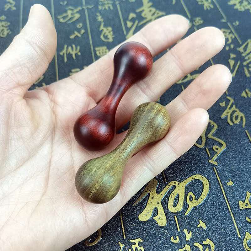 Cool Office Tech Gadgets - Jouets de dextérité en bois Begleri
