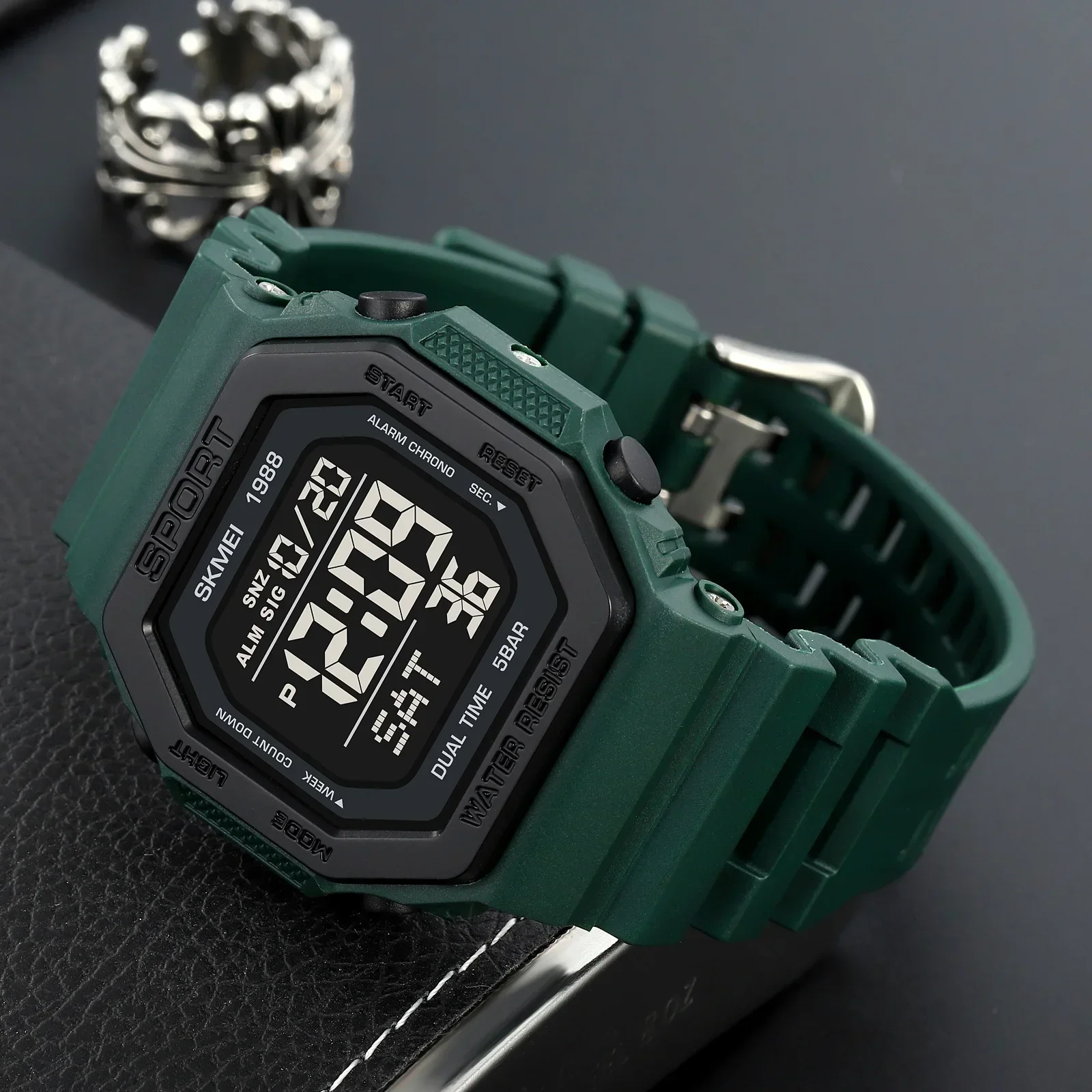 Skmei 1988 montre de compte à  - Digital Timer Countdown avis et prix