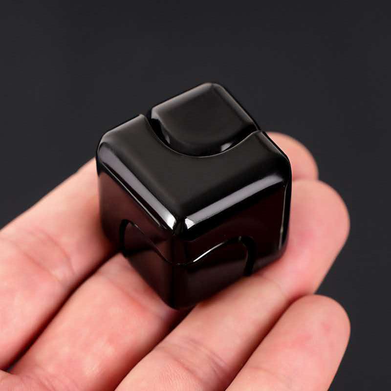 Cube Fidget Spinner Infini Car - Cool Office Tech Gadgets avis et prix