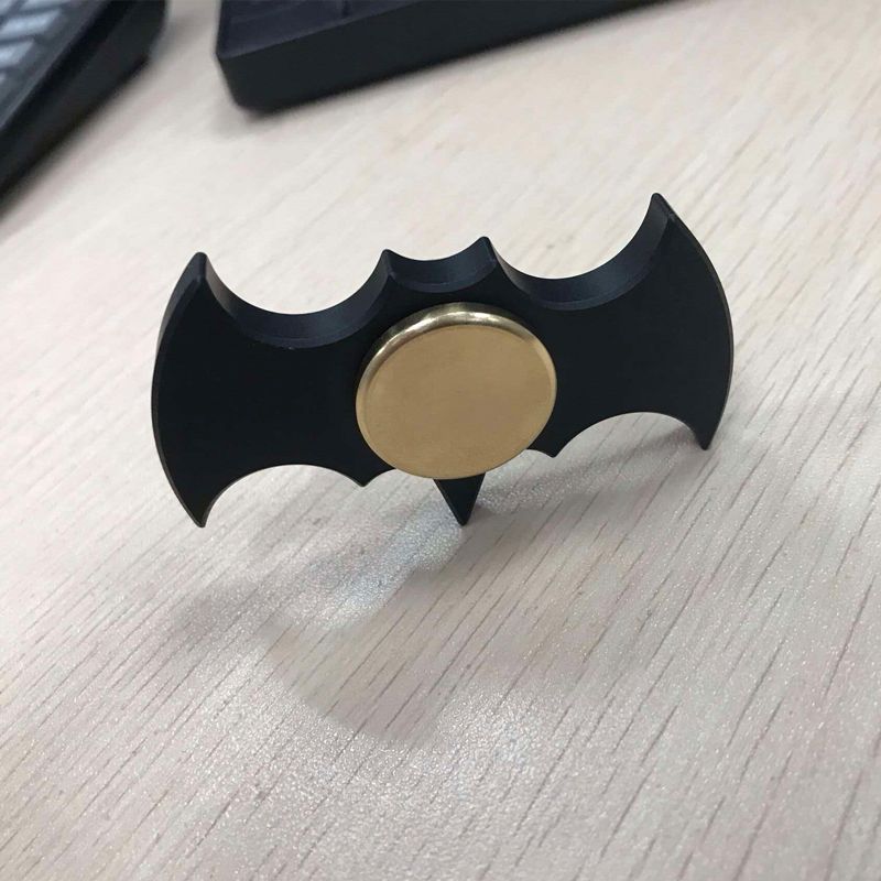 NOUVEAU Fidget Spinner en form - Cool Office Tech Gadgets avis et prix
