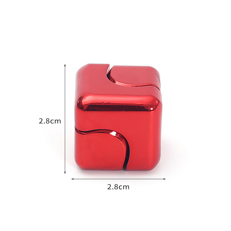 Jouet Cube Fidget Spinner en m - Cool Office Tech Gadgets avis et prix