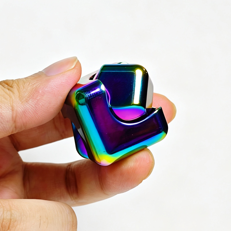 Dés carrés en métal, cube rota - Cool Office Tech Gadgets avis et prix